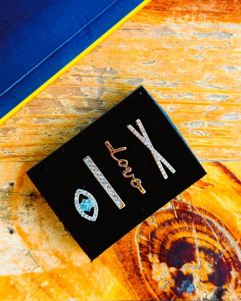 LOVE 4 LÜ CHARM