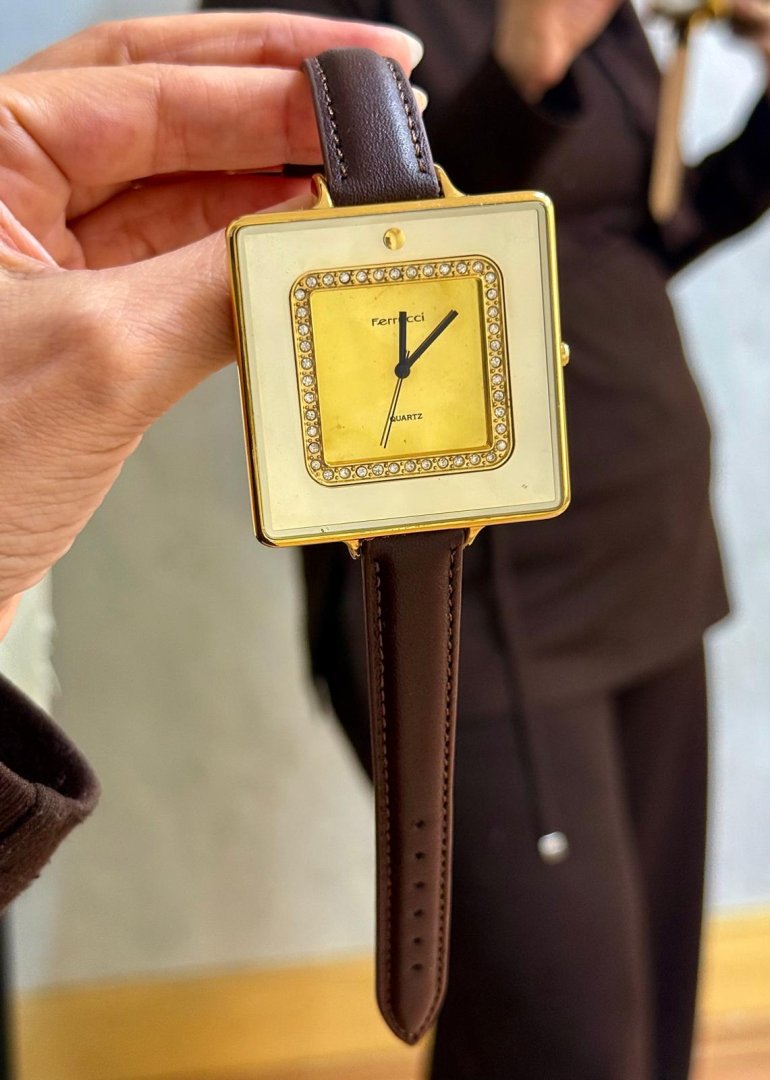 FERRUCCİ KARE AYNALI KASA