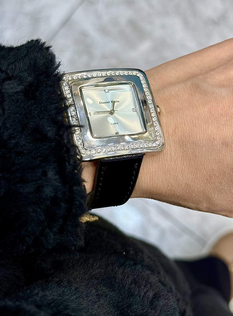 DANİEL KLEİN KARE TAŞLI  SİLVER