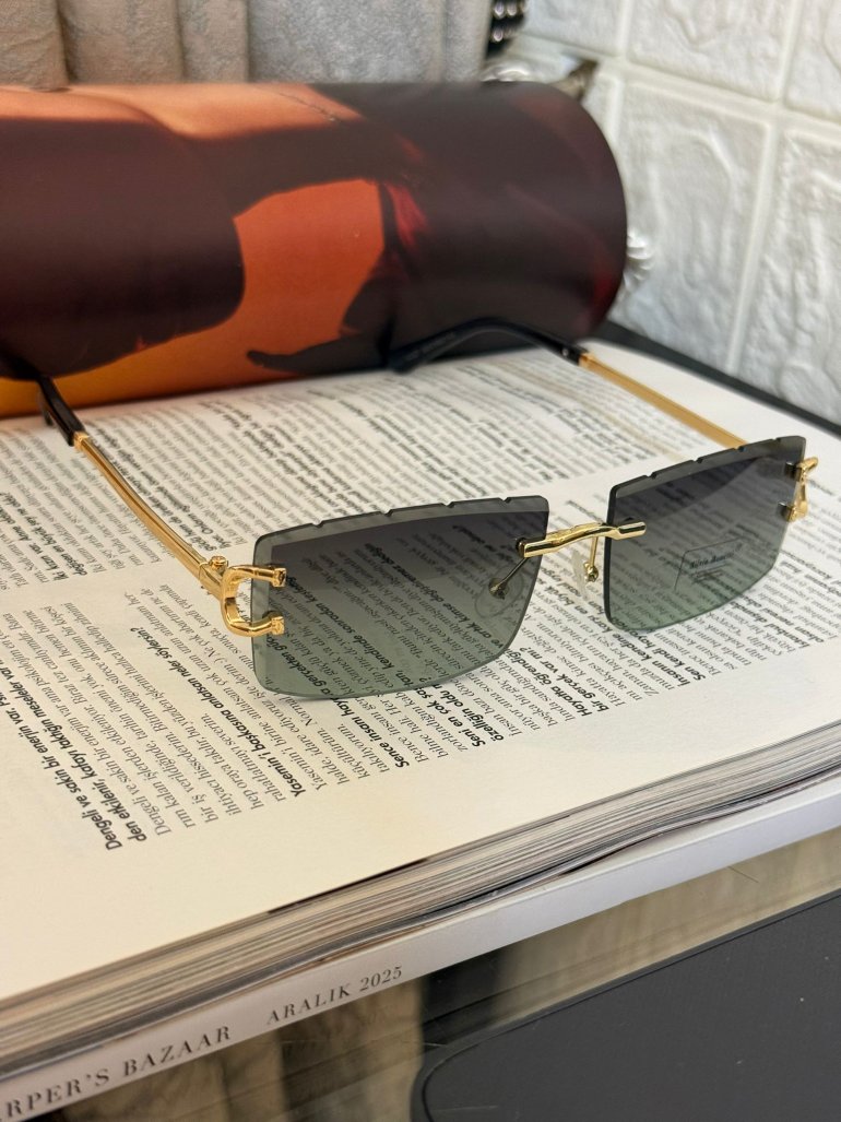 TIRTIKLI CAM YEŞİL RENK