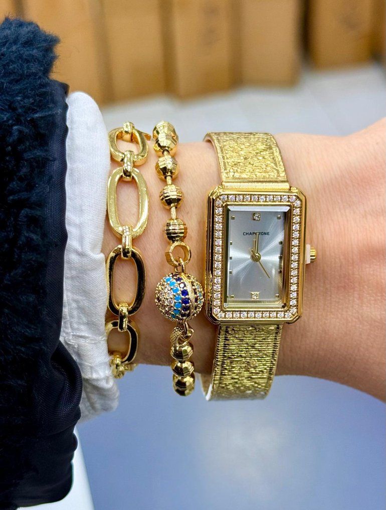 CHAPERONE ÇELİK TAŞLI DİKDÖRTGEN GOLD BEYAZ SAAT